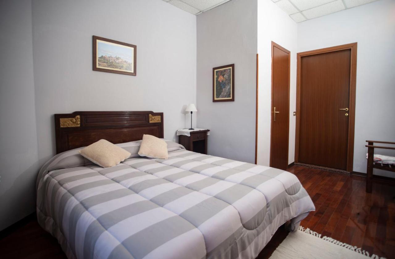 Bed and Breakfast I Quattro Grappoli Neive Exterior foto